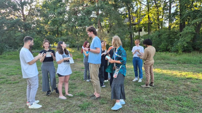 Gruppenarbeit draussen